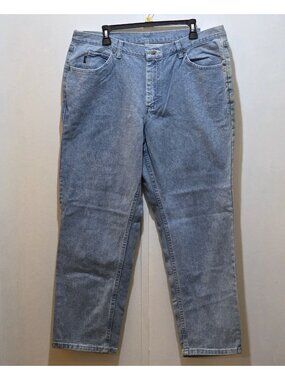 Chic Relaxed Denim Light Blue Jeans Tapered Leg Proportioned Fit 20W Petite Plus